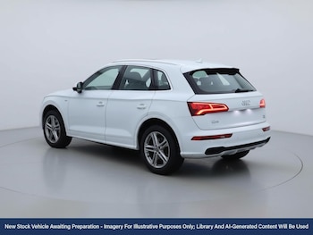 Used Audi Q5 2017 for sale - 76541010: Photo