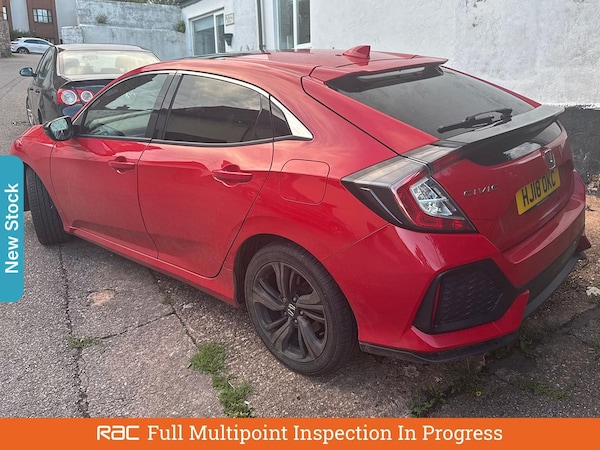 Used Honda Civic 2018 for sale - 75983328: Photo 2