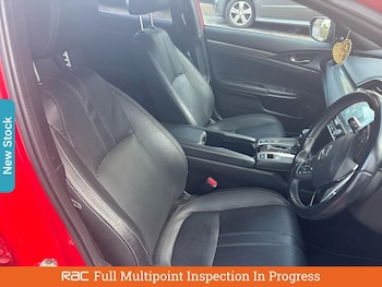 Used Honda Civic 2018 for sale - 75983328: Photo 3