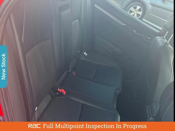 Used Honda Civic 2018 for sale - 75983328: Photo 4