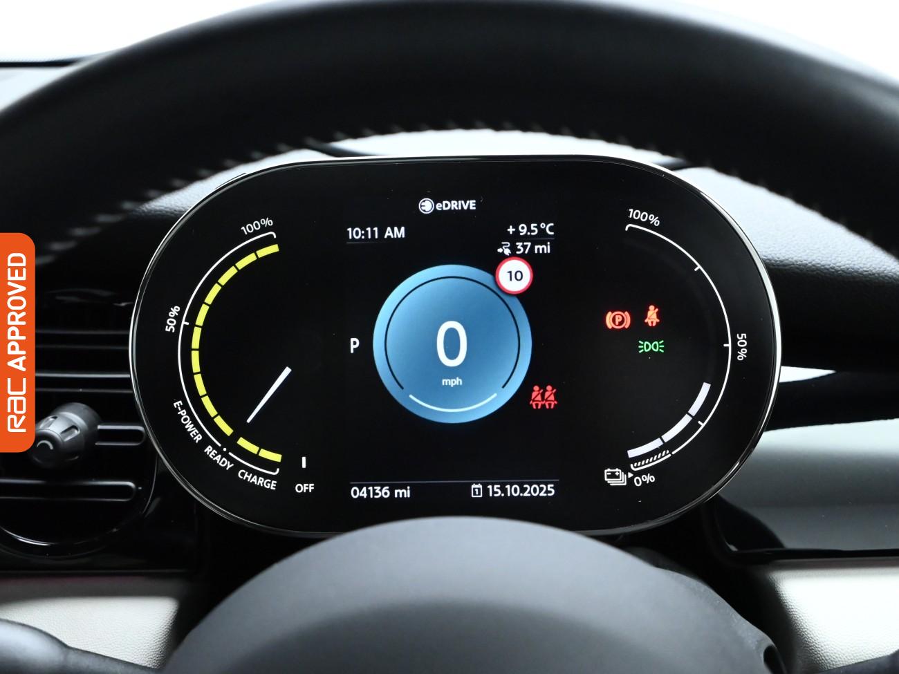 Used MINI Electric Hatch 2023 for sale - 76288296: Photo 13