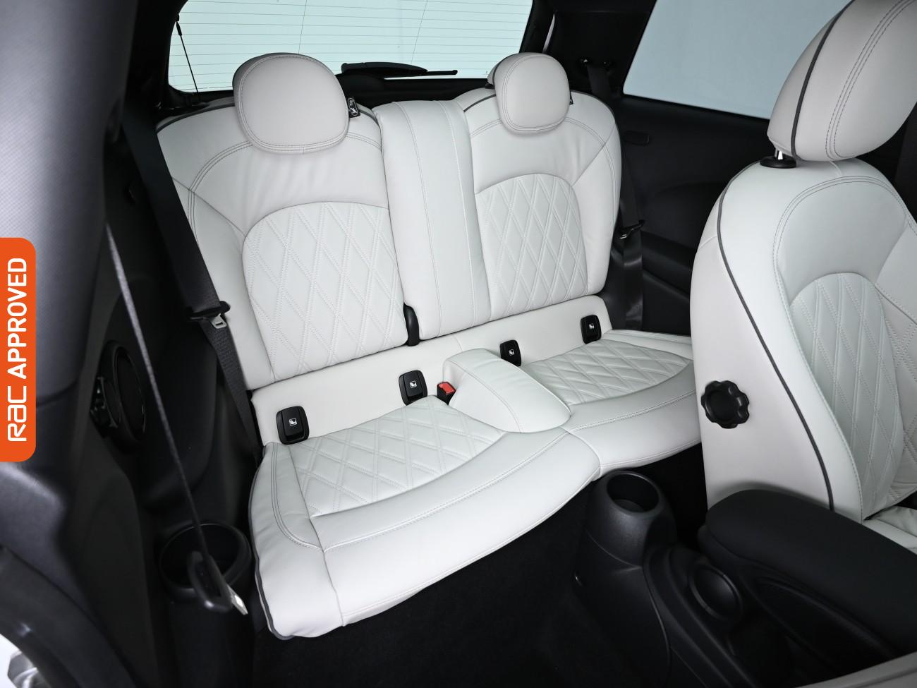 Used MINI Electric Hatch 2023 for sale - 76288296: Photo 15