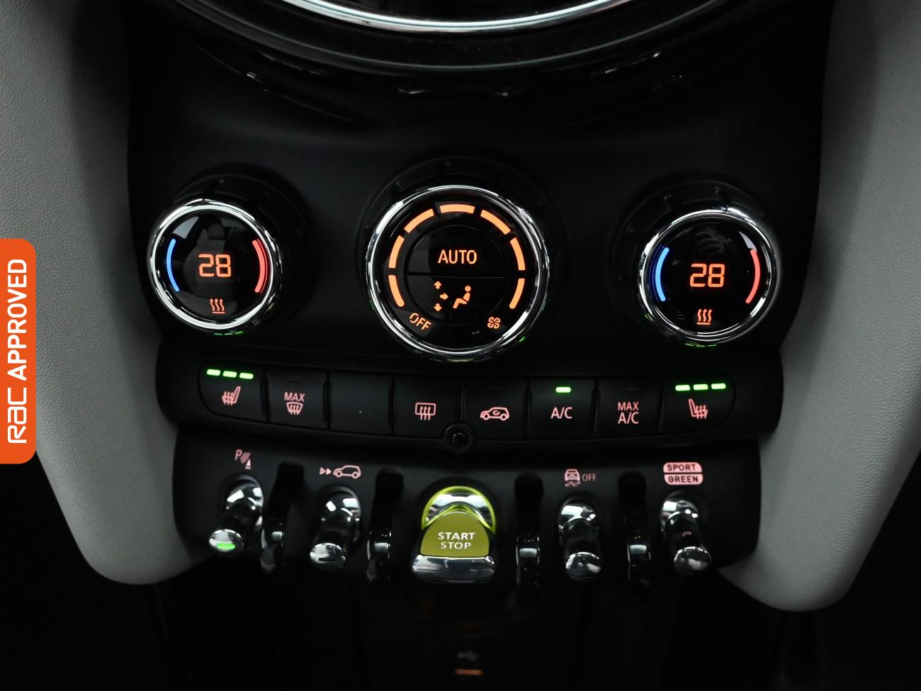 Used MINI Electric Hatch 2023 for sale - 76288296: Photo 21