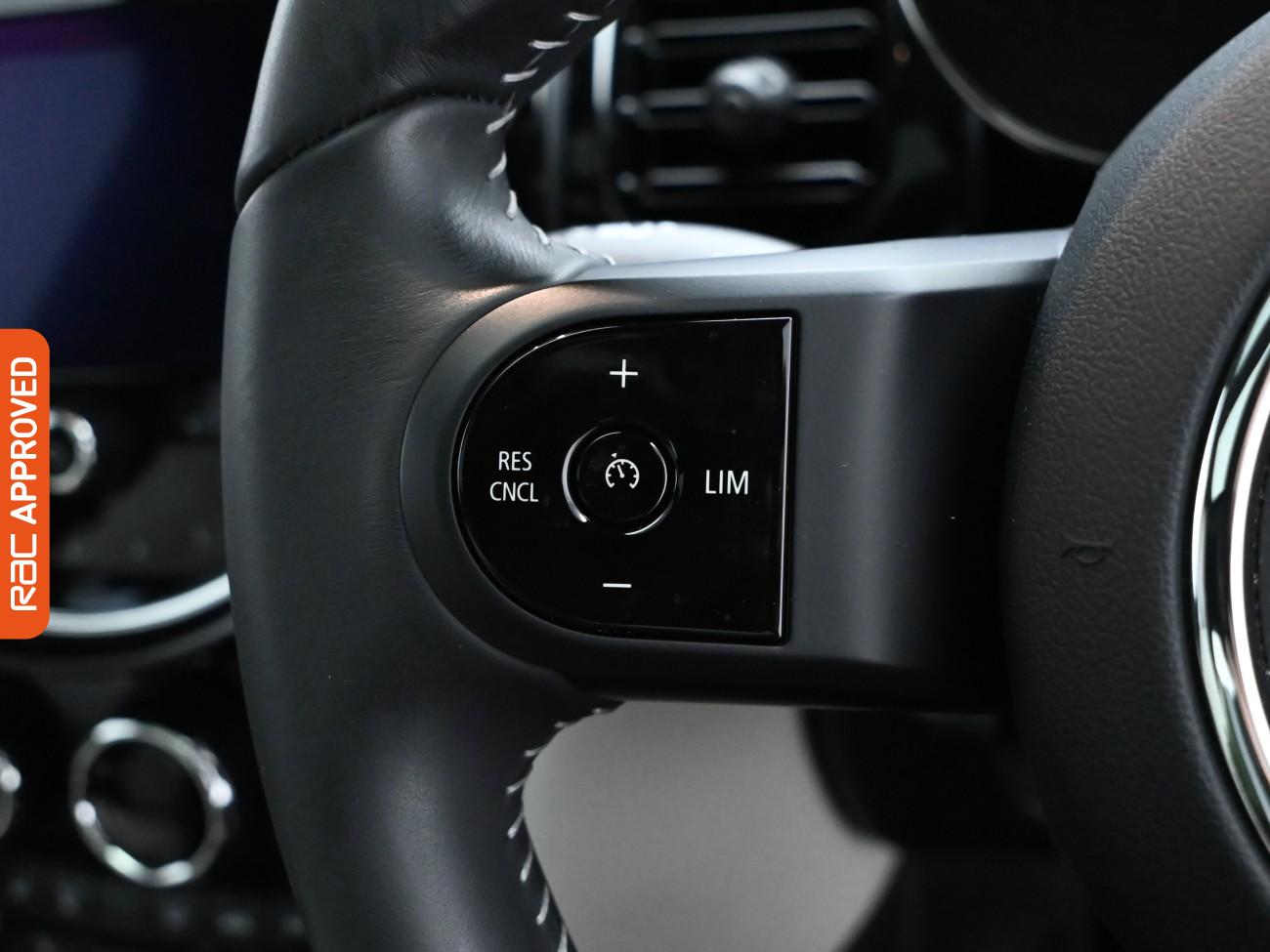 Used MINI Electric Hatch 2023 for sale - 76288296: Photo 27