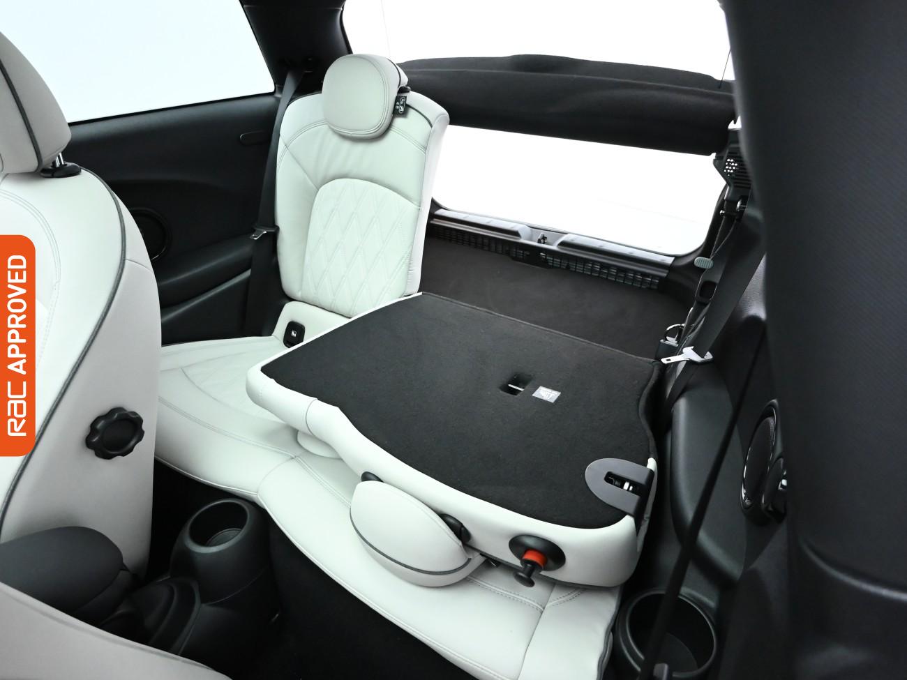 Used MINI Electric Hatch 2023 for sale - 76288296: Photo 31