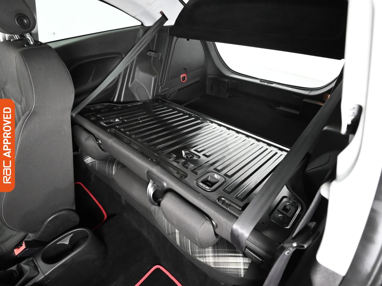 Used Vauxhall Corsa 2015 for sale - 77199595: Photo 21