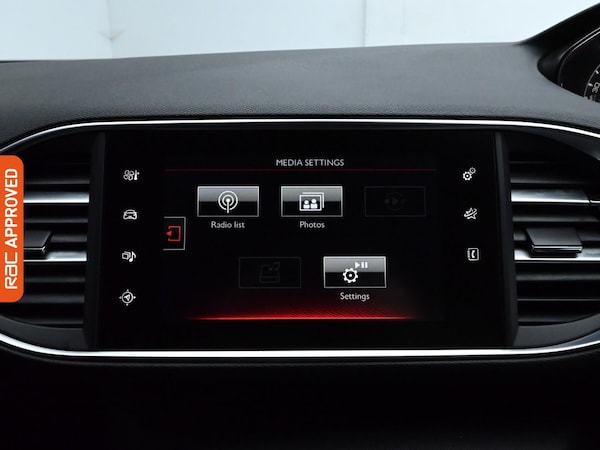 Used Peugeot 308 2015 for sale - 75331517: Photo 25