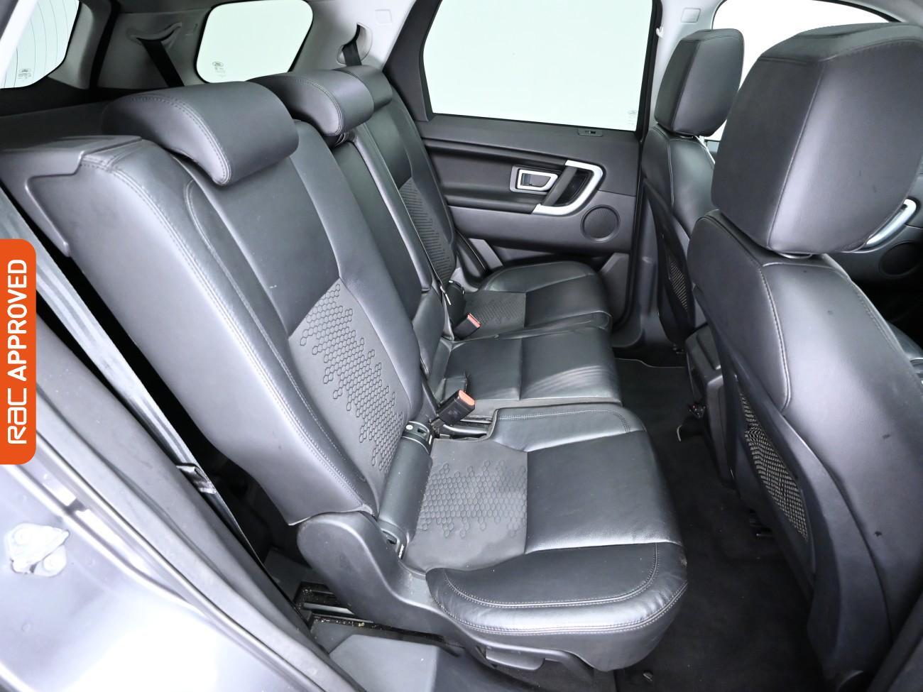 Used Land Rover Discovery Sport 2016 for sale - 76718461: Photo 13