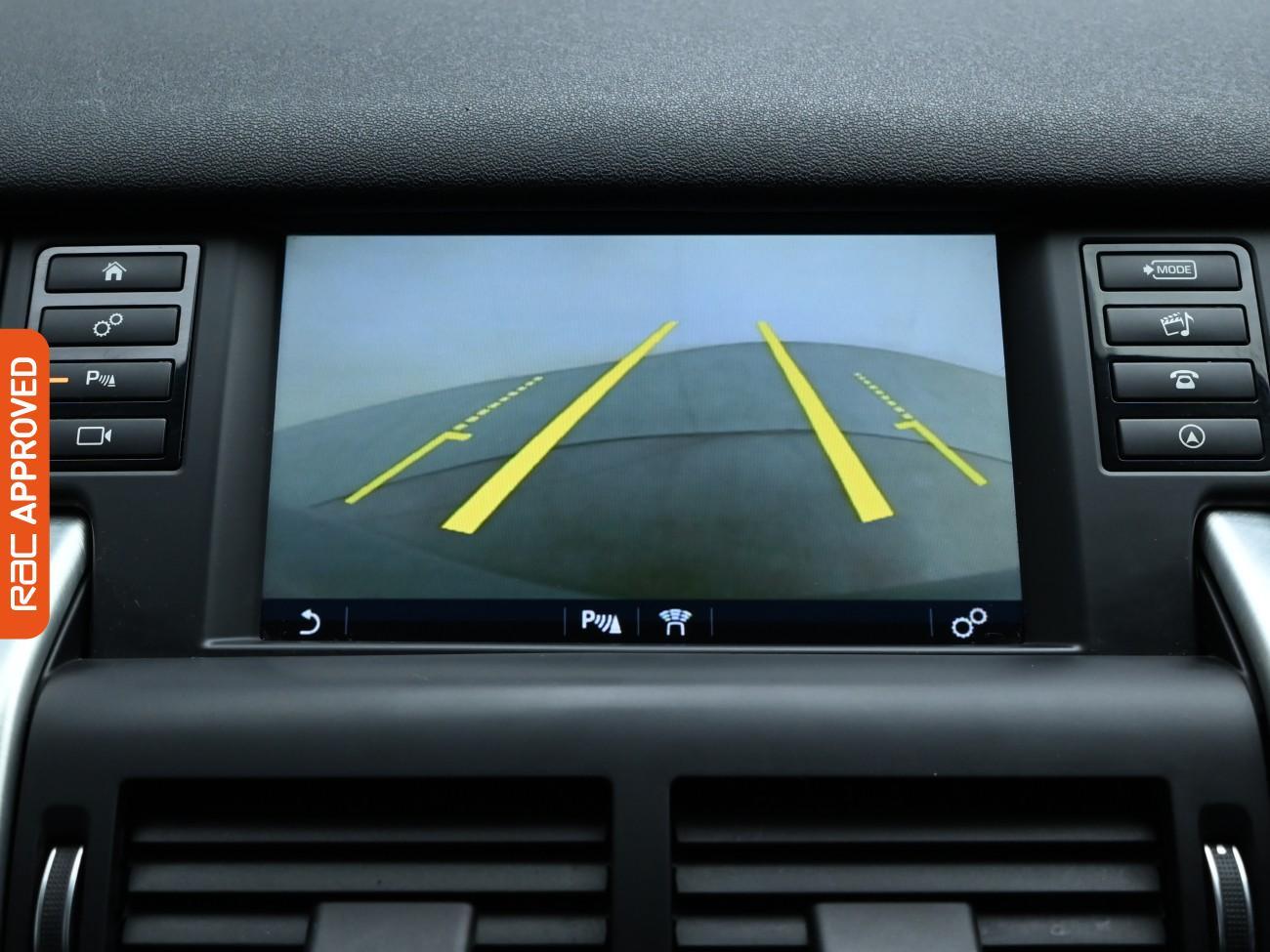 Used Land Rover Discovery Sport 2016 for sale - 76718461: Photo 14