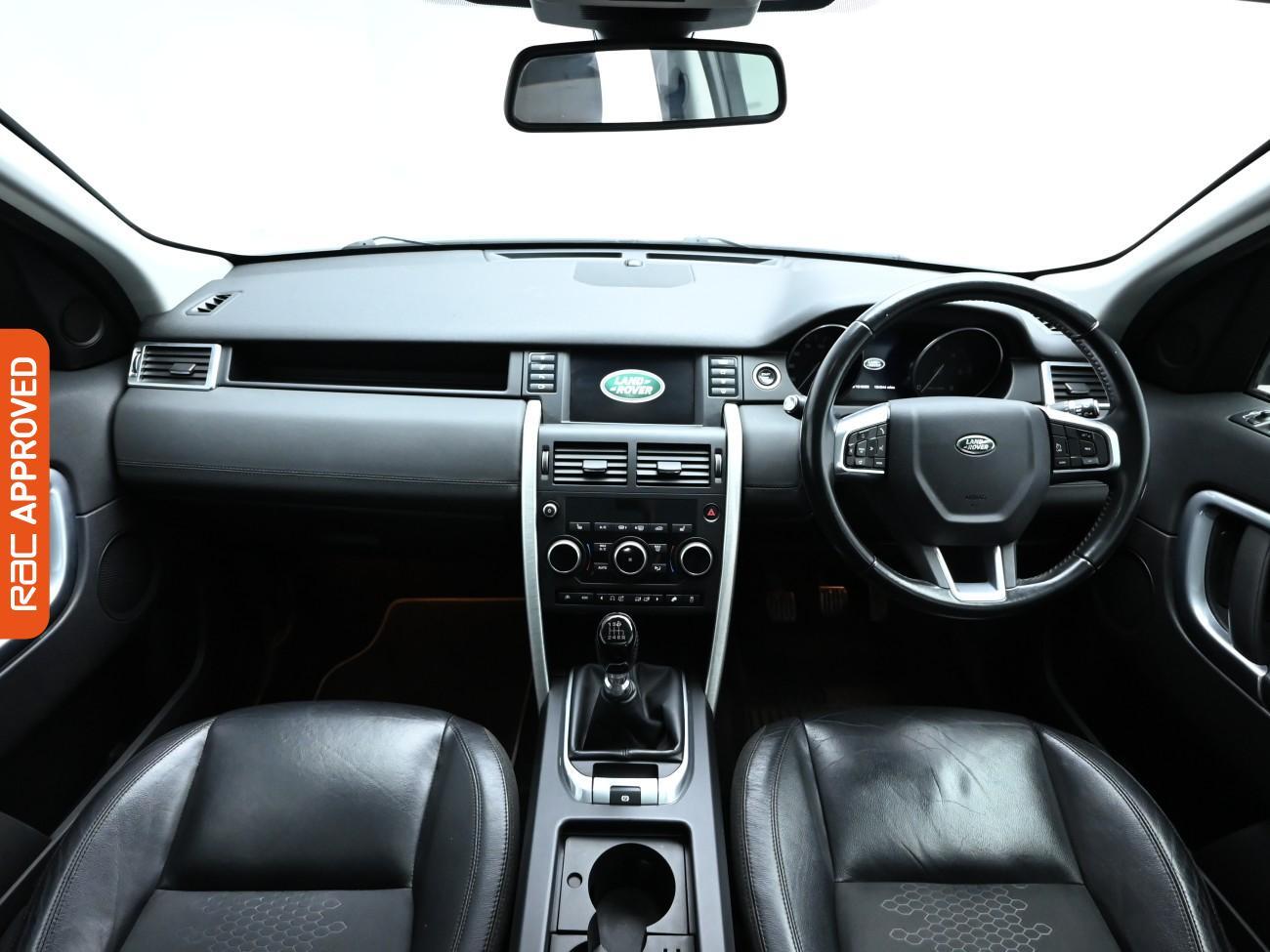 Used Land Rover Discovery Sport 2016 for sale - 76718461: Photo 2