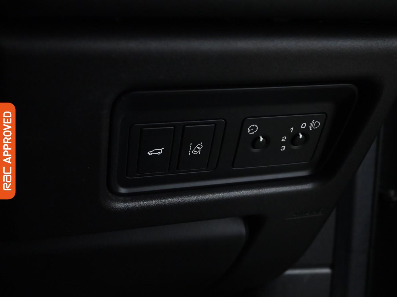 Used Land Rover Discovery Sport 2016 for sale - 76718461: Photo 26