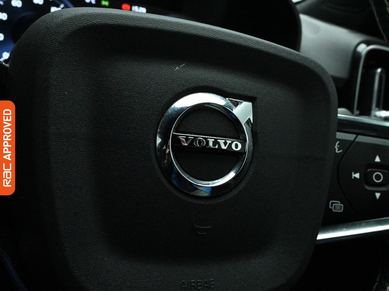 Used Volvo XC40 2021 for sale - 77676747: Photo 25