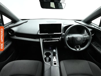 Used Toyota C-HR 2024 for sale - 79535921: Photo