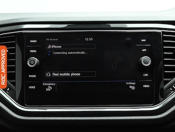 Used Volkswagen T-Roc 2018 for sale - 77199564: Photo