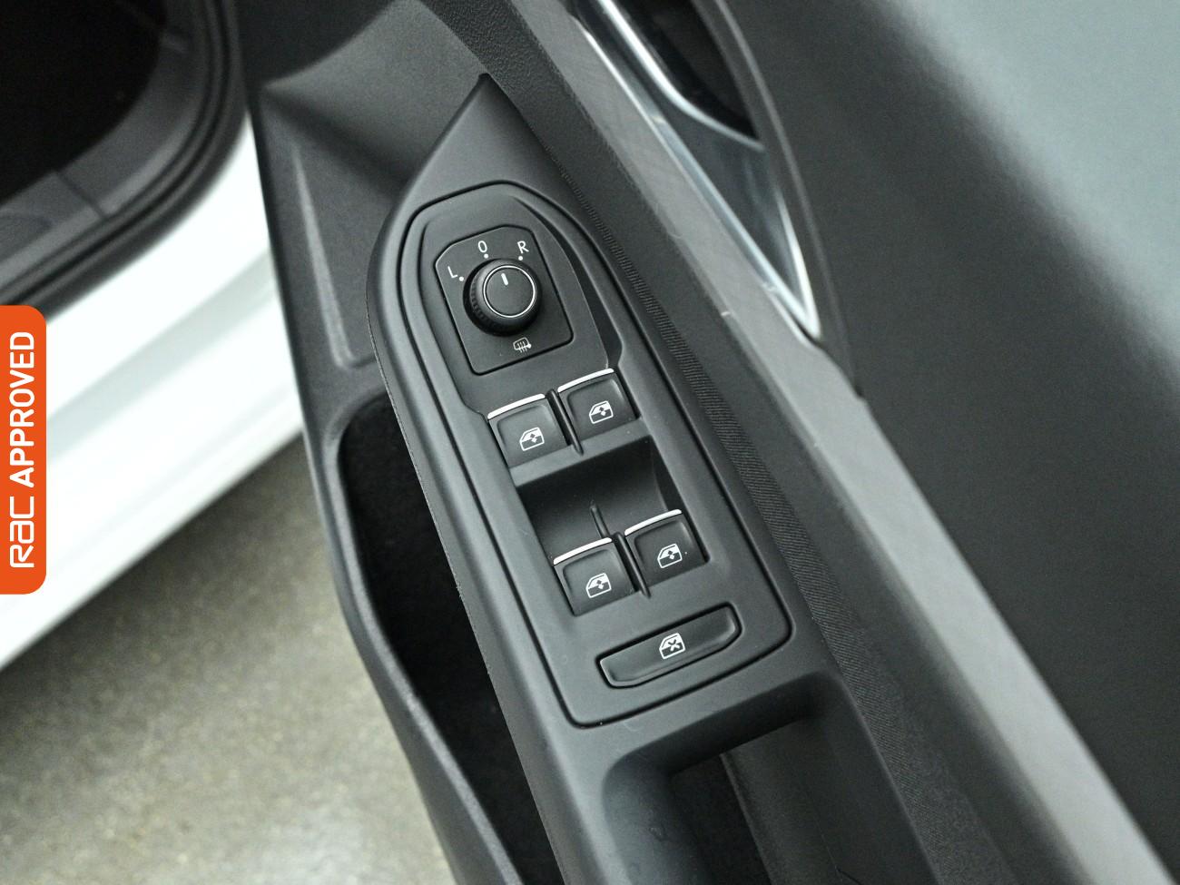 Used Volkswagen Golf 2020 for sale - 77963224: Photo 23