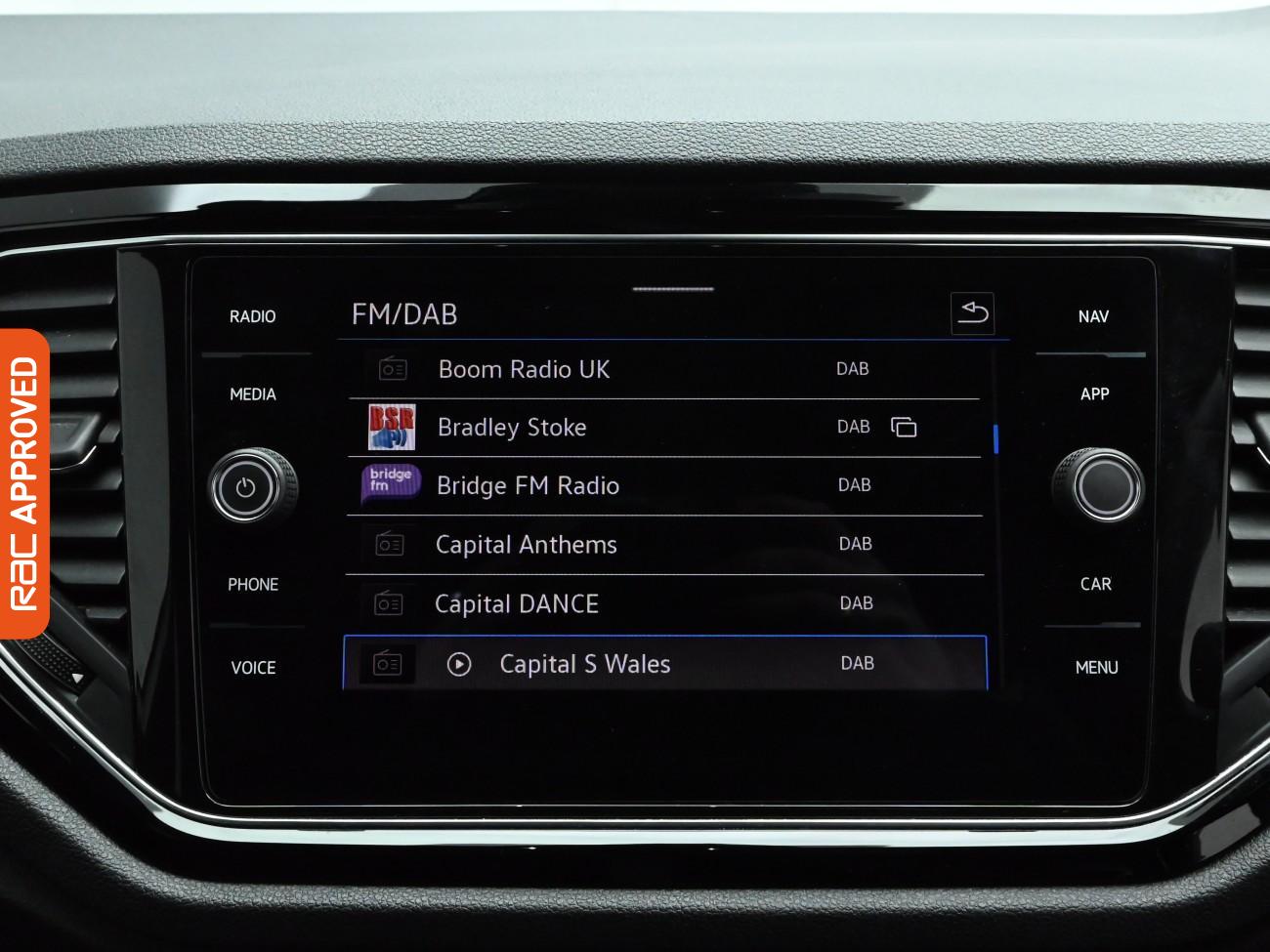 Used Volkswagen T-Roc 2021 for sale - 76767736: Photo 16