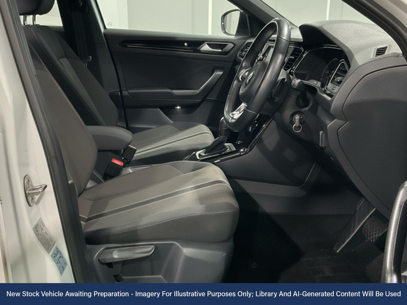 Used Volkswagen T-Roc 2022 for sale - 76878320: Photo 3