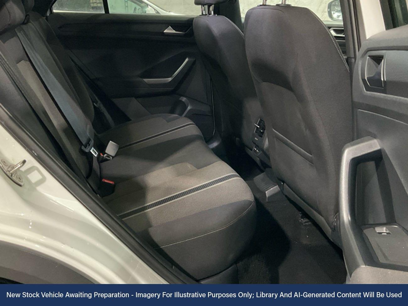 Used Volkswagen T-Roc 2022 for sale - 76878320: Photo 4