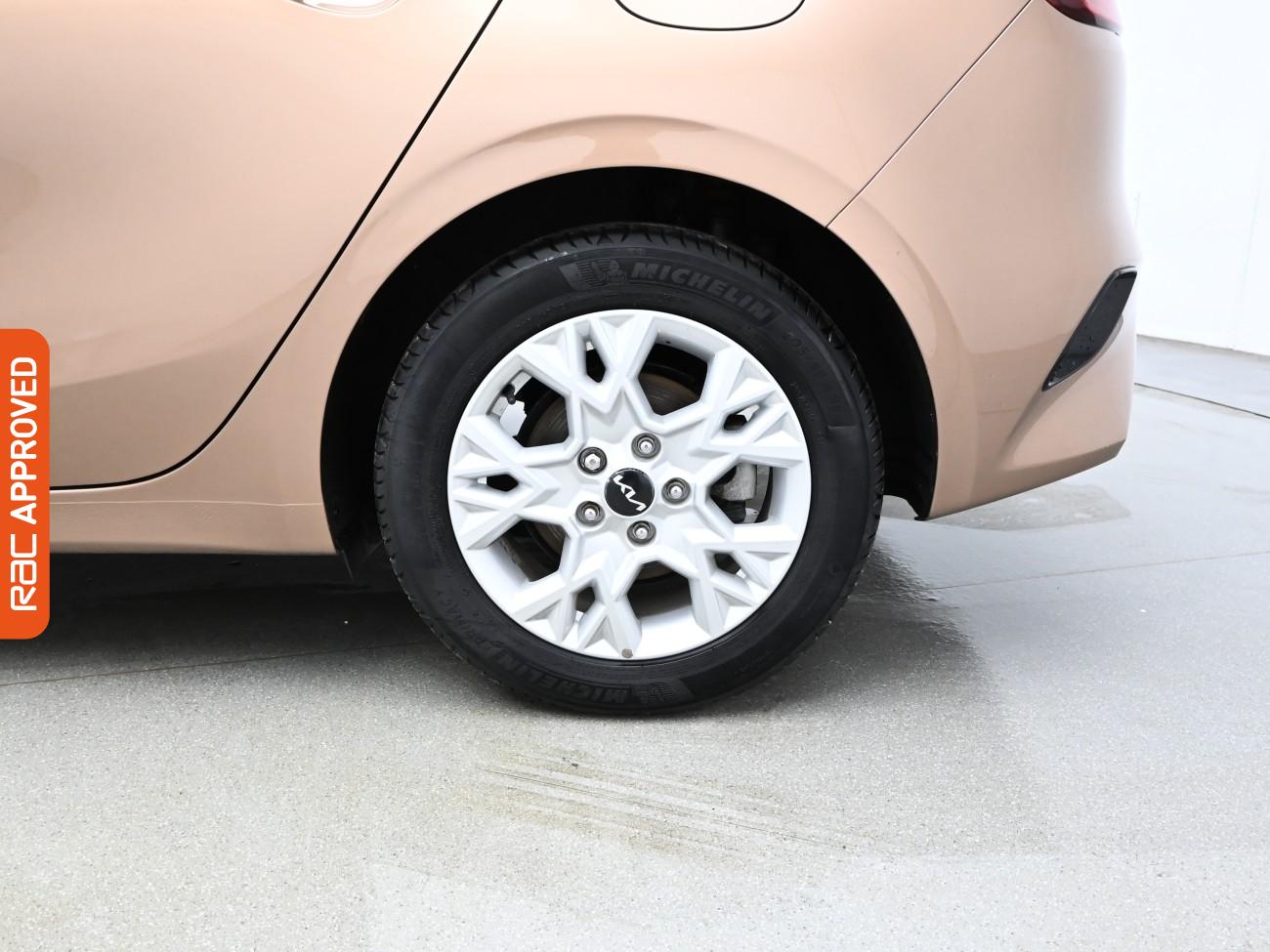 Used Kia Ceed 2022 for sale - 76357619: Photo 28