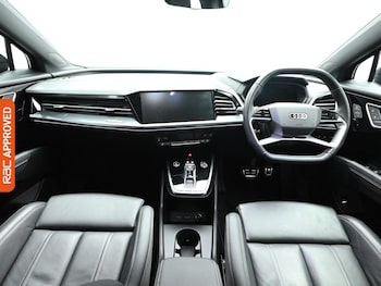 Used Audi Q4 e-tron 2024 for sale - 77535443: Photo