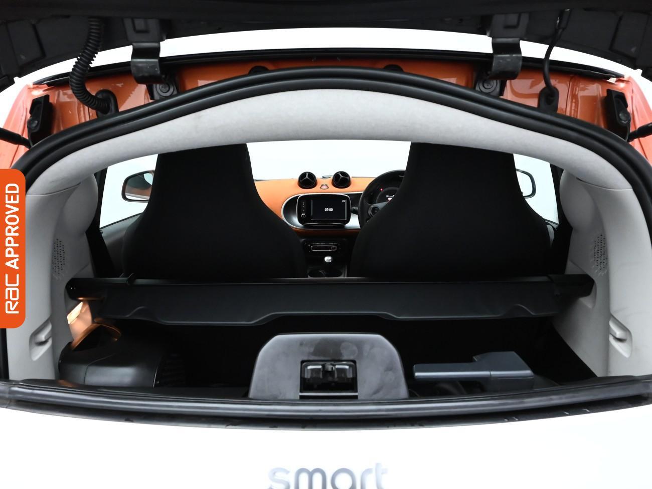 Used smart fortwo 2015 for sale - 76224684: Photo 28