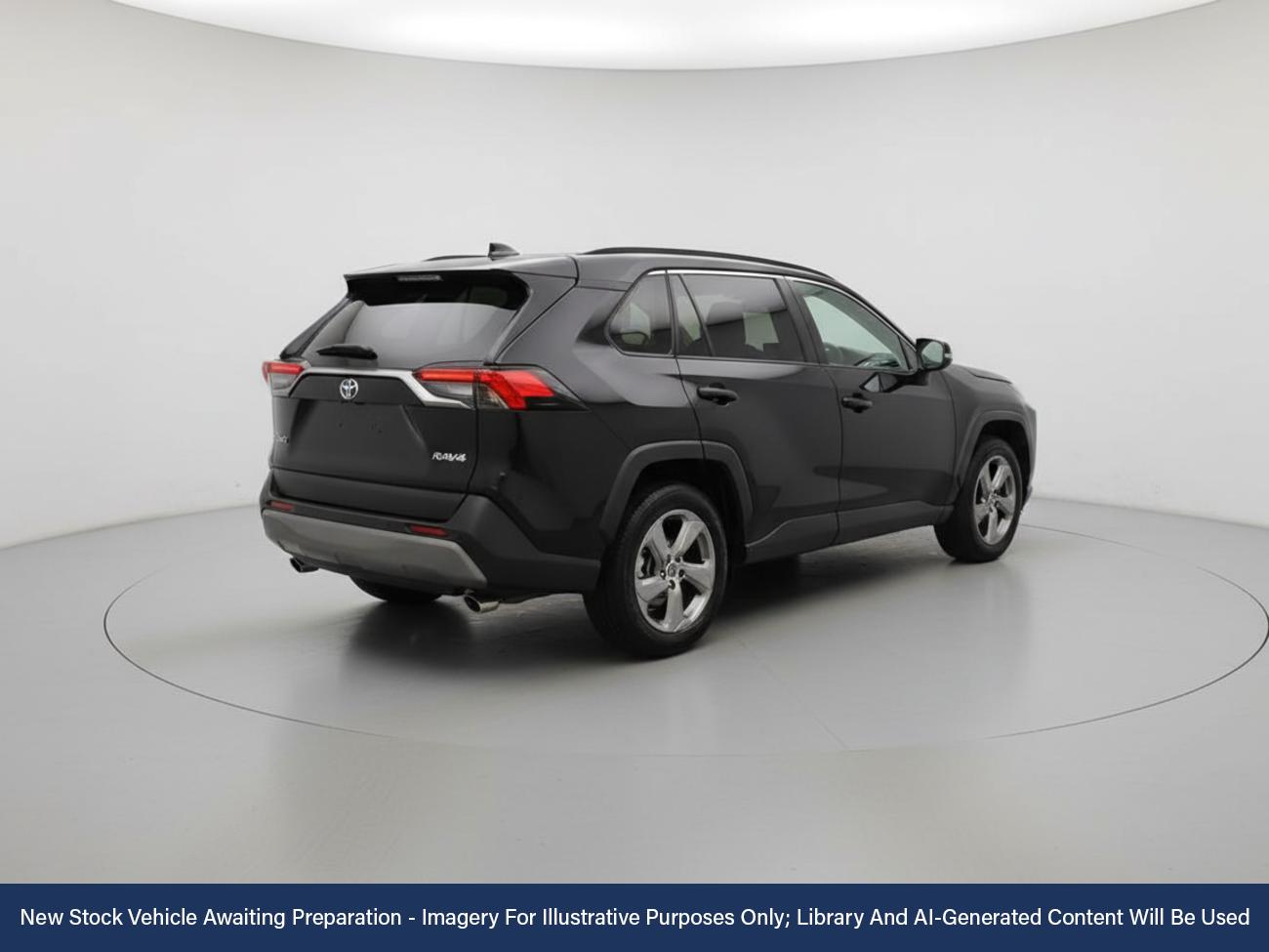 Used Toyota RAV4 2021 for sale - 76590466: Photo 2