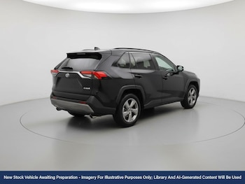 Used Toyota RAV4 2021 for sale - 76590466: Photo