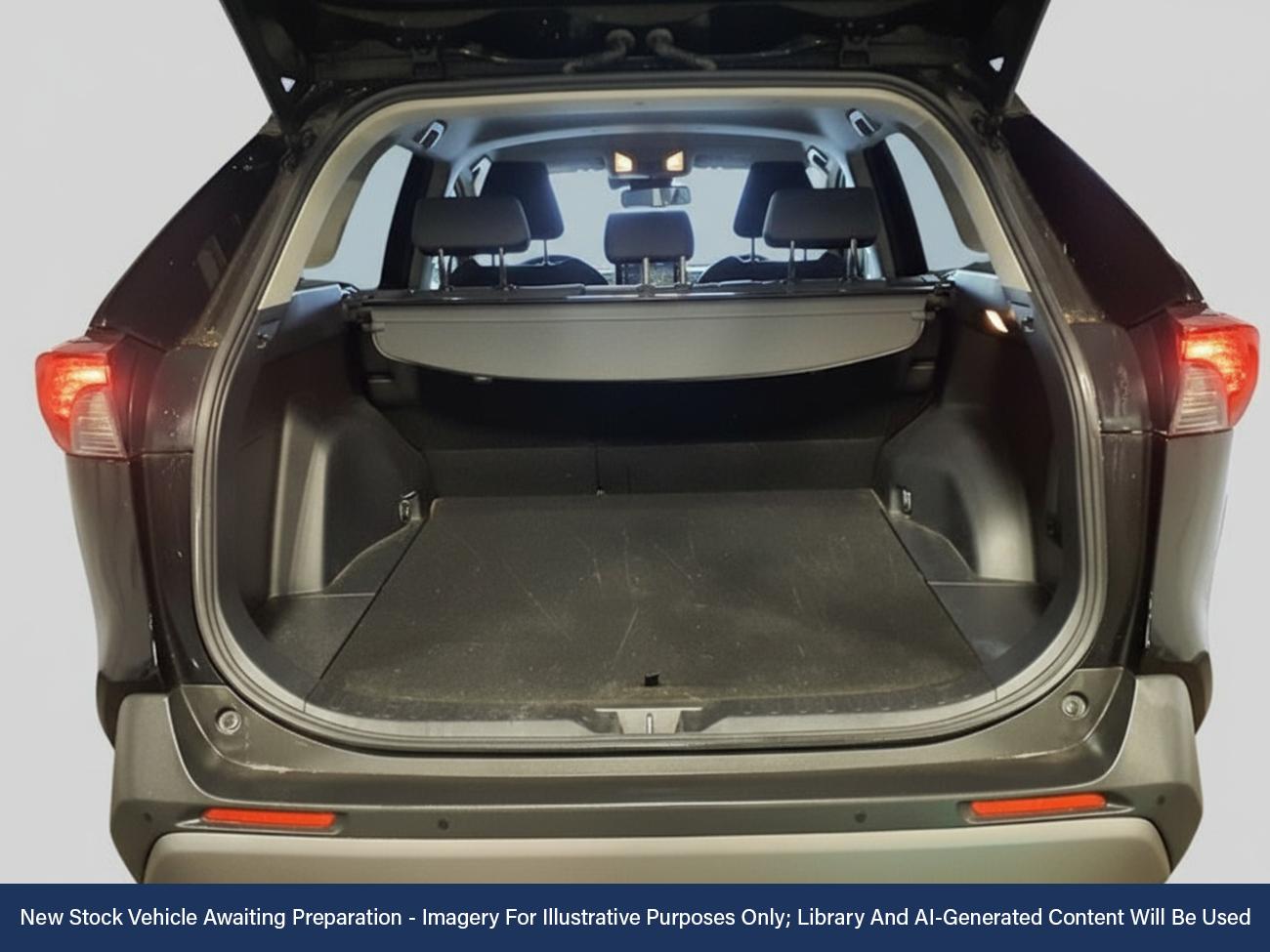 Used Toyota RAV4 2021 for sale - 76590466: Photo 6