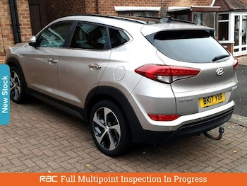 Used Hyundai TUCSON 2017 for sale - 76274670: Photo