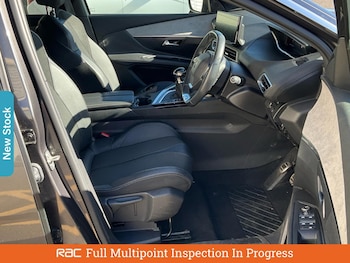 Used Peugeot 5008 2022 for sale - 76274767: Photo