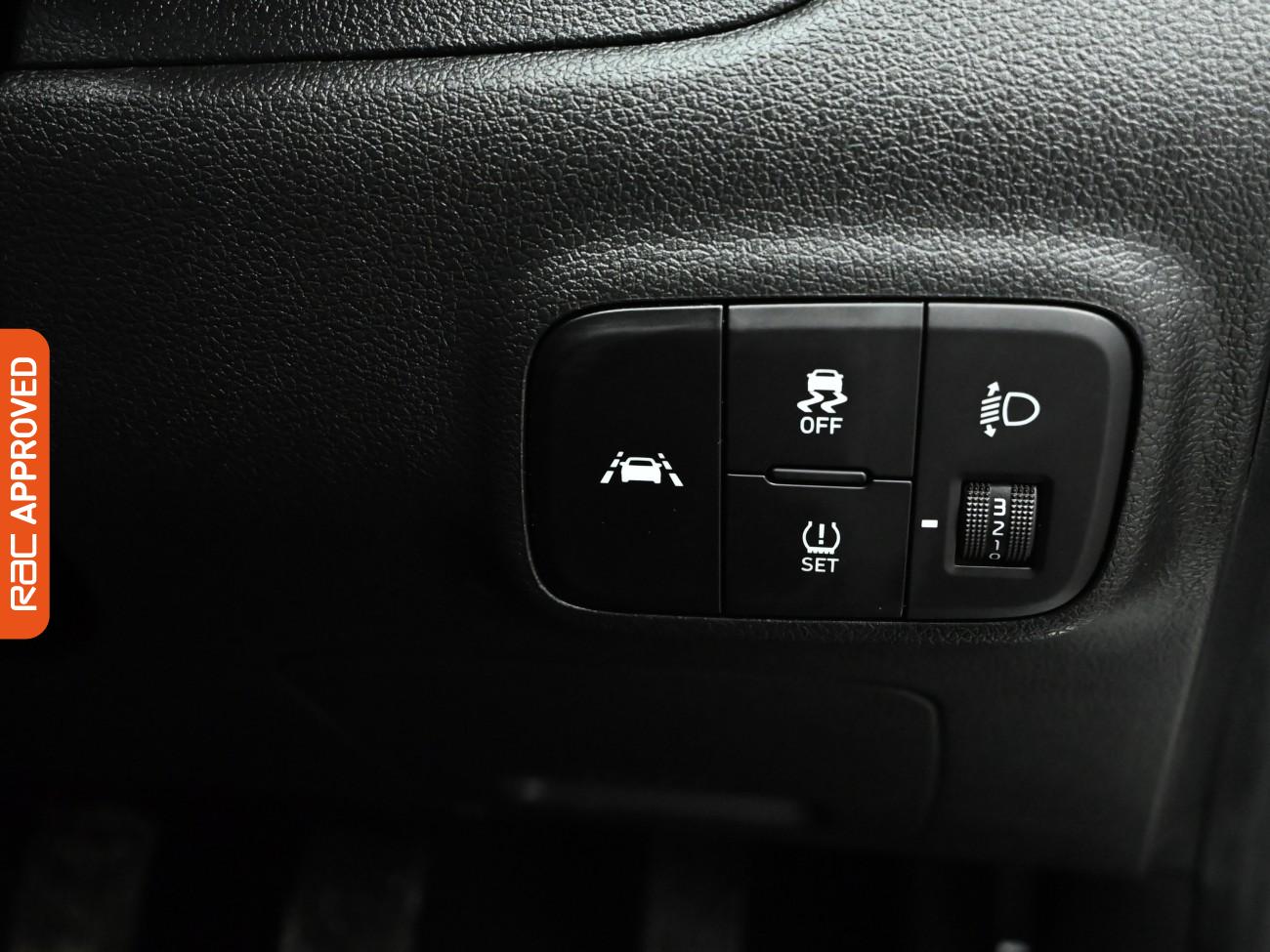 Used Hyundai i10 2023 for sale - 77211539: Photo 23