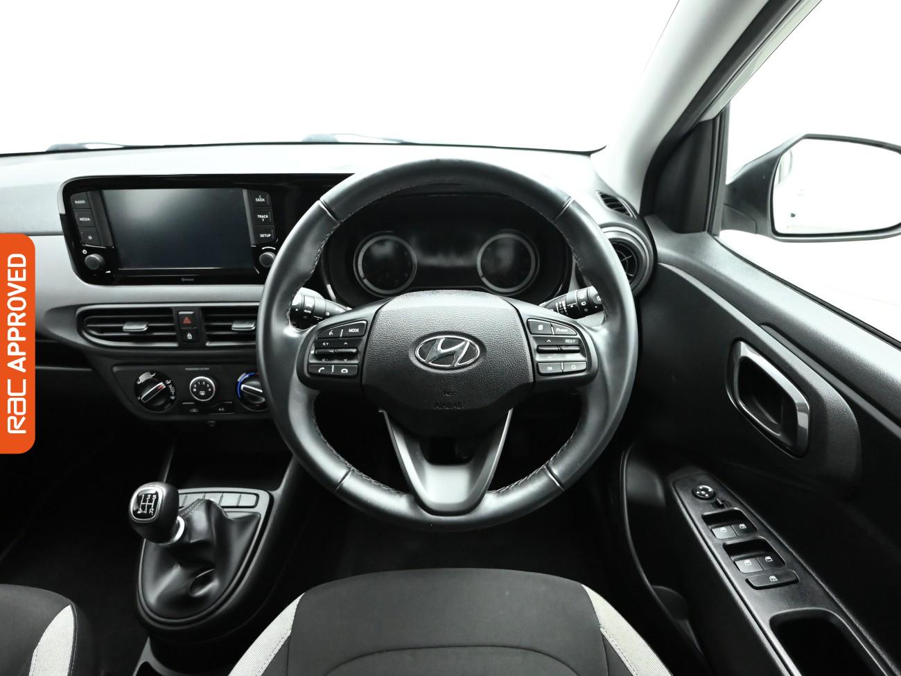 Used Hyundai i10 2023 for sale - 77211539: Photo 9