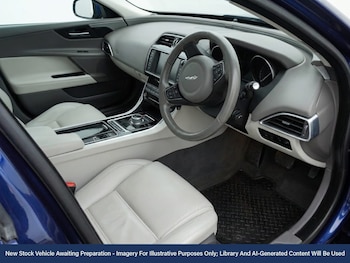 Used Jaguar XE 2015 for sale - 78769886: Photo