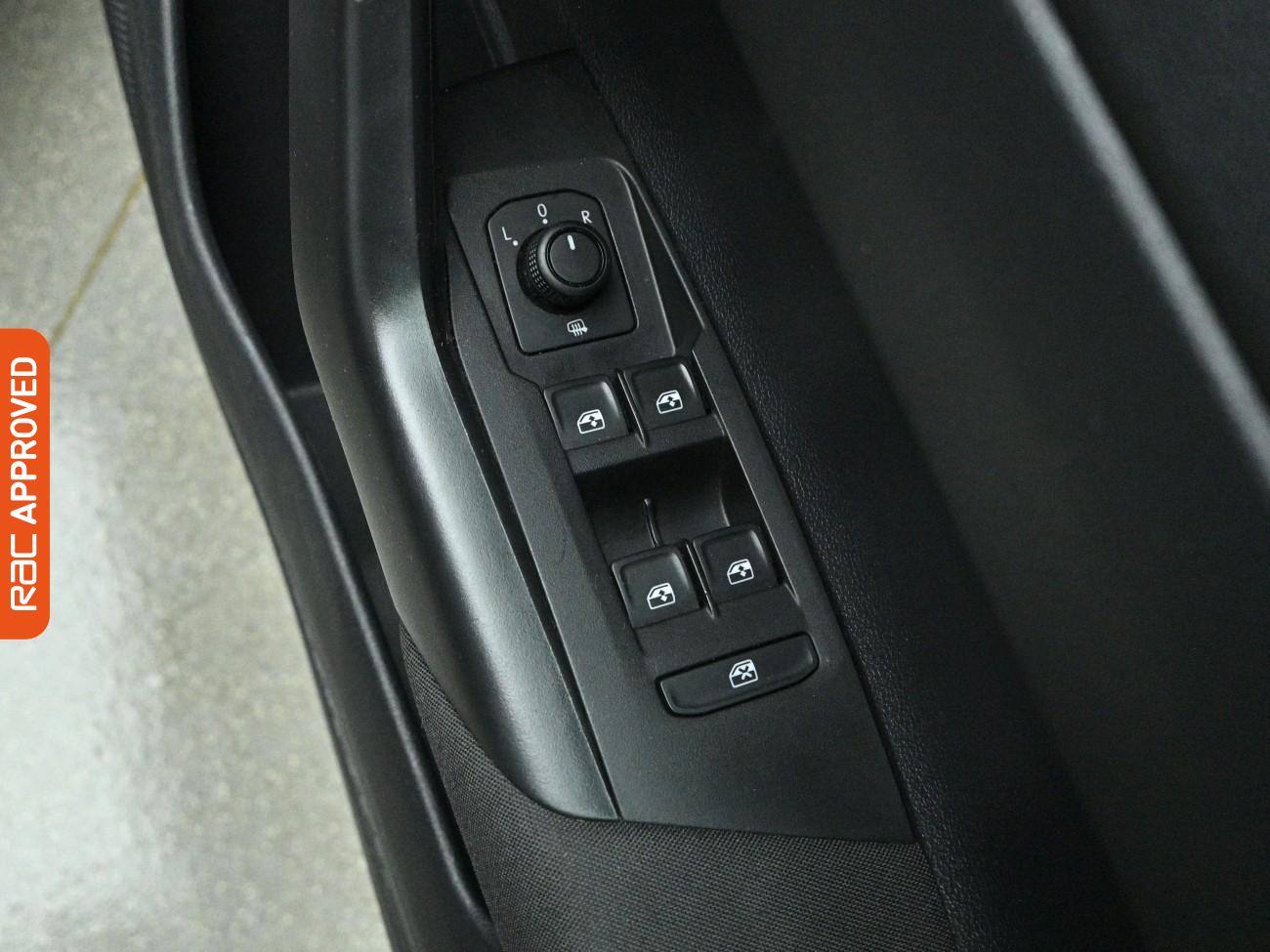 Used Volkswagen Polo 2020 for sale - 77928973: Photo 24