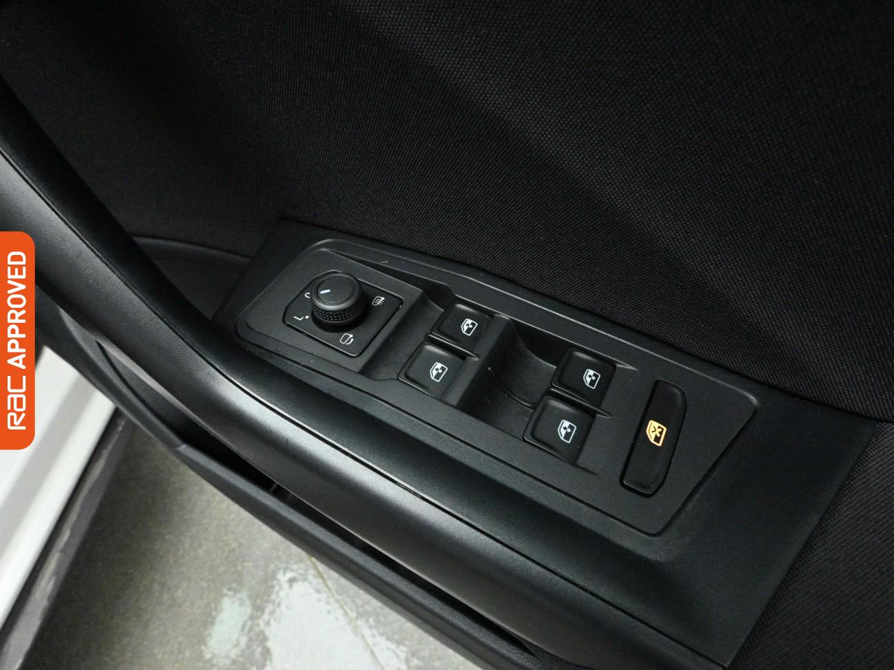 Used Volkswagen T-Roc 2022 for sale - 77779617: Photo 24