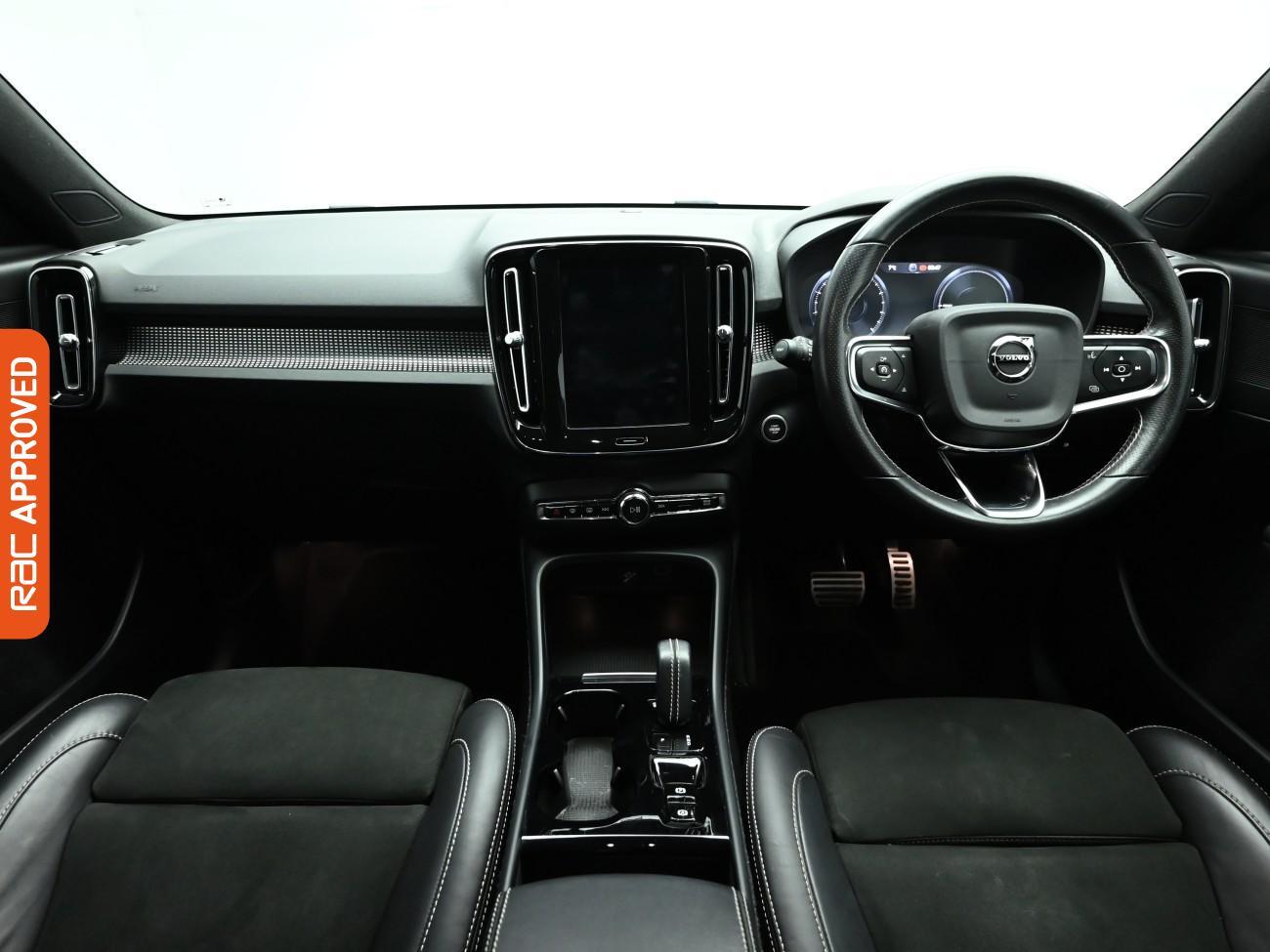 Used Volvo XC40 2021 for sale - 77601626: Photo 2