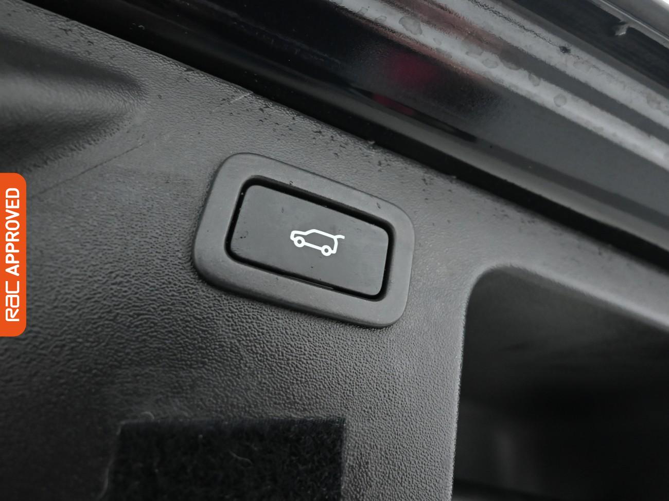 Used Land Rover Discovery Sport 2019 for sale - 77106906: Photo 14