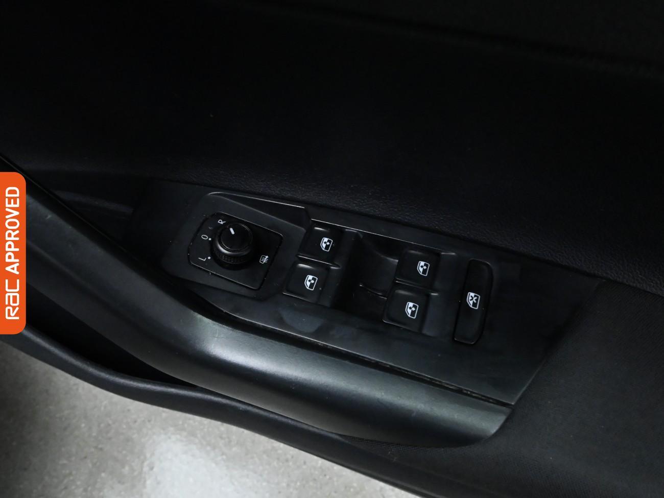 Used Volkswagen Polo 2019 for sale - 76119874: Photo 23