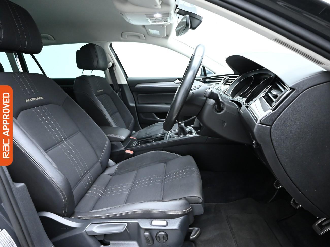 Used Volkswagen Passat 2016 for sale - 76509189: Photo 12