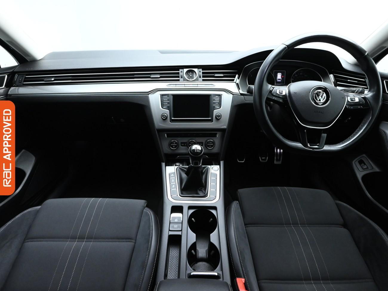 Used Volkswagen Passat 2016 for sale - 76509189: Photo 2