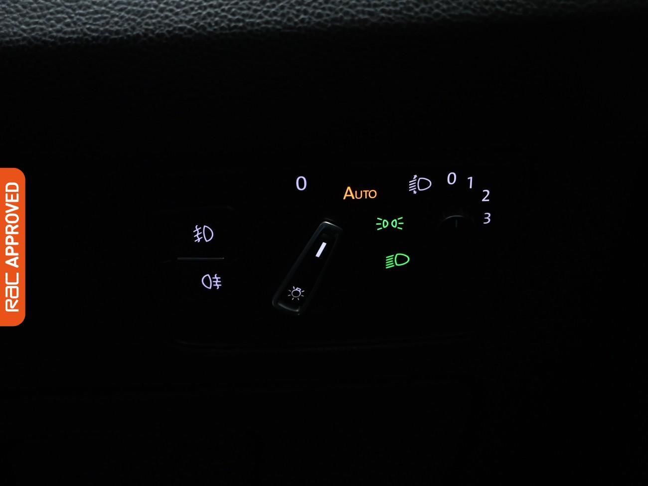 Used Volkswagen Passat 2016 for sale - 76509189: Photo 24