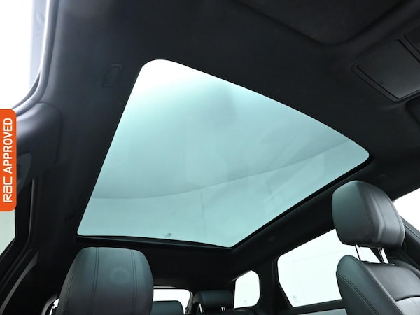 Used Land Rover Range Rover Evoque 2025 for sale - 76115217: Photo 3