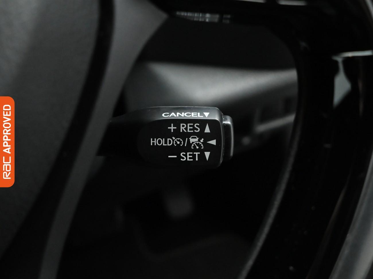 Used Toyota C-HR 2020 for sale - 77033749: Photo 19