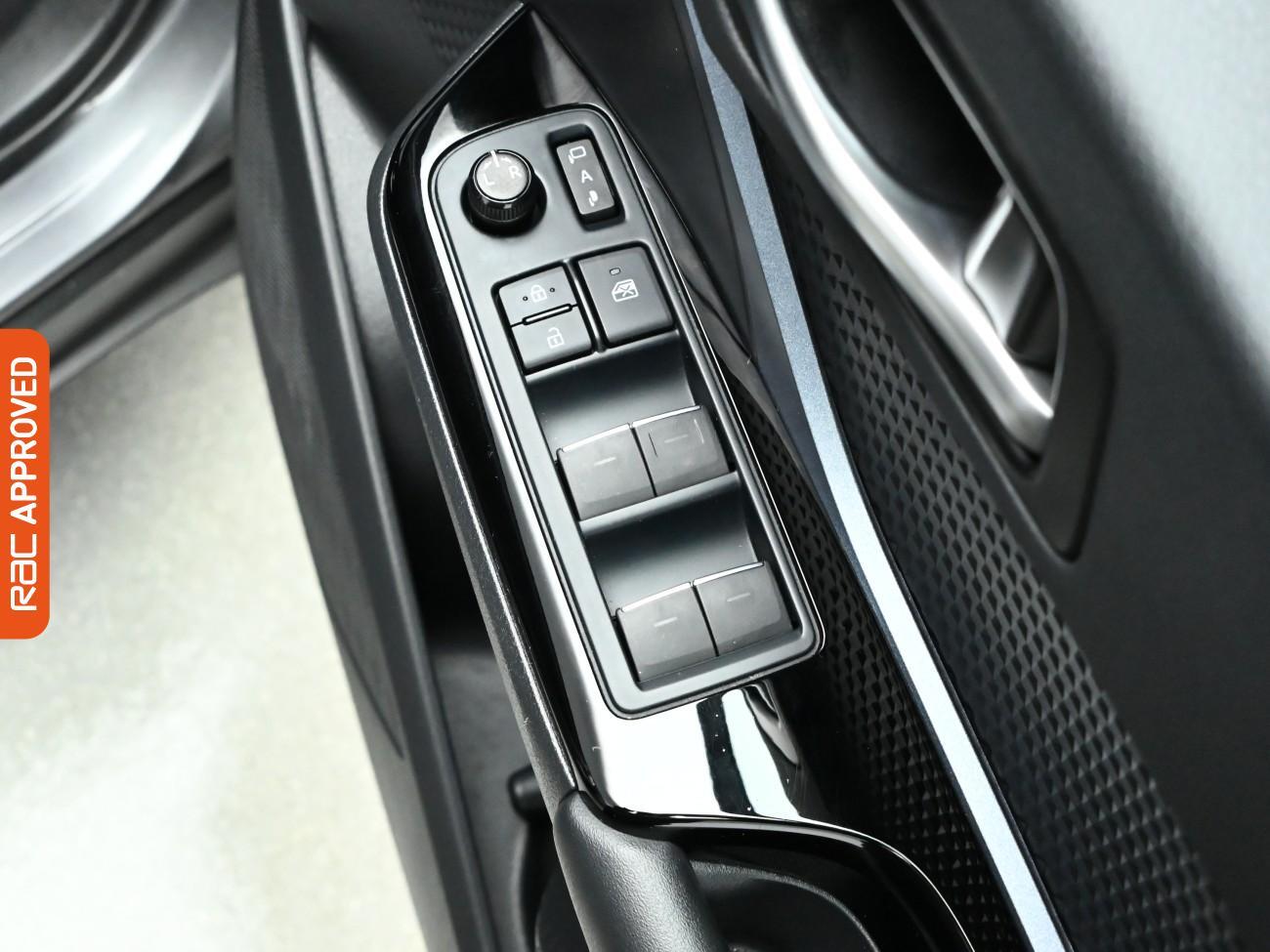 Used Toyota C-HR 2020 for sale - 77033749: Photo 23