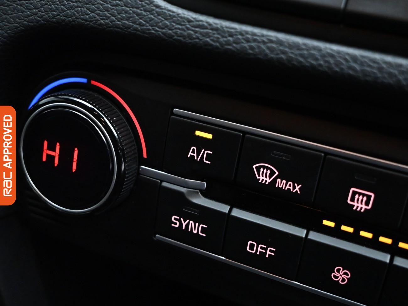 Used Kia Ceed 2022 for sale - 76316310: Photo 19