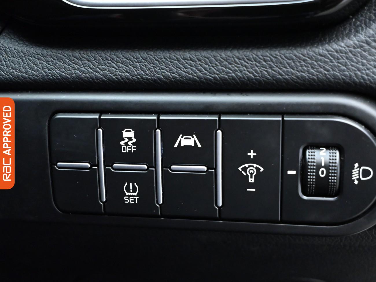 Used Kia Ceed 2022 for sale - 76316310: Photo 24