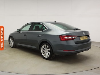 Used Skoda Superb 2016 for sale - 78802389: Photo