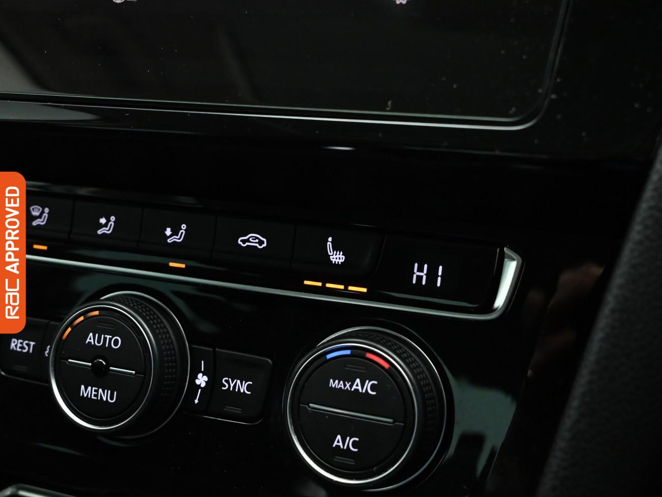 Used Volkswagen Passat 2018 for sale - 77535454: Photo 21