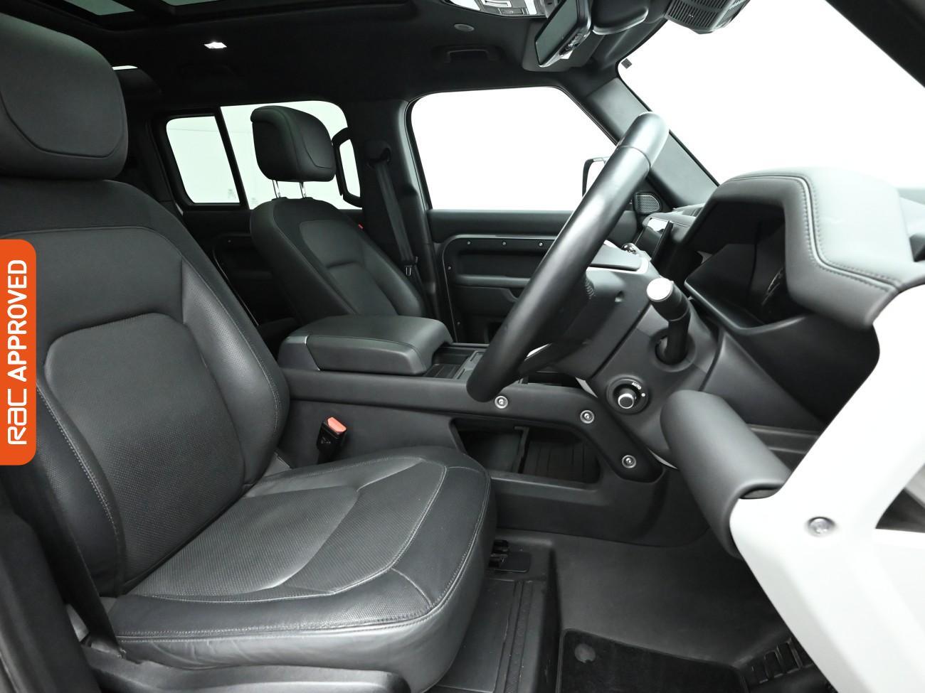 Used Land Rover Defender 2023 for sale - 77680038: Photo 12