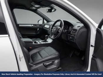 Used Volkswagen Touareg 2014 for sale - 78407980: Photo